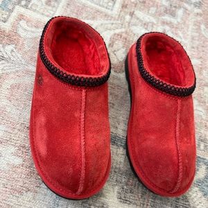 Ugg Tasman, youth size 2